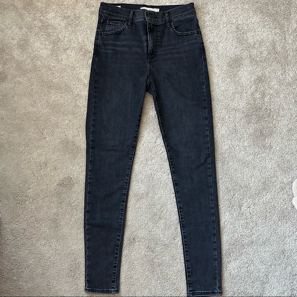 Levi’s 720 High Rise Super Skinny Jeans